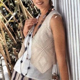 Симпатичный жилетик крючком