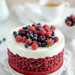 У нас сегодня сразу 11 именинников!