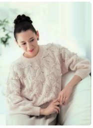 Джемпер с круглой кокеткой спицами геометрическим узором с шишечками