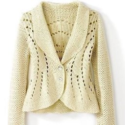 Нежный молочный кардиган на пуговках