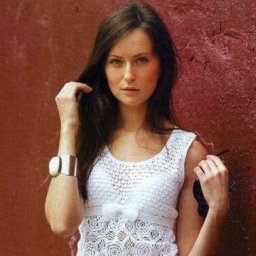 Милая летняя майка, связанная крючком