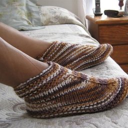 Домашние тапочки спицами