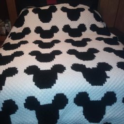 Вяжем Микки жаккардом