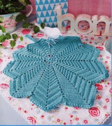 Салфетка крючком «Листик»