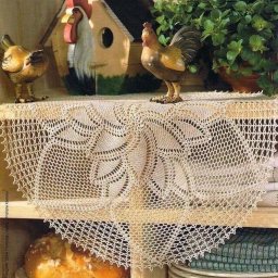 Очаровательная ажурная салфетка для любителей уютных деталей