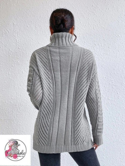 Удлиненный узорчатый свитер спицами
