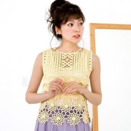 Нежный ажурный топ крючком