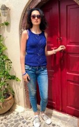 Красивый топ с центральным узором