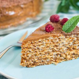 У нас сегодня сразу 7 именинниц!