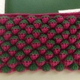 Узор с ягодами, вяжем крючком
