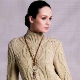 Водолазка-свитер с аранами