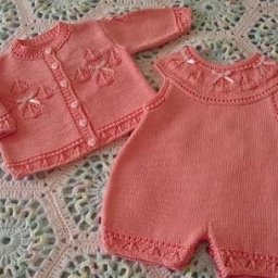 Нежный комплект для ребенка