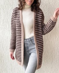 Стильный кардиган крючком