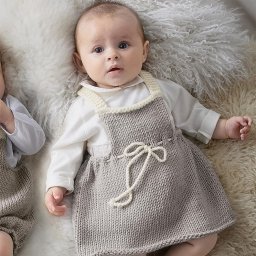 Вязаный сарафанчик для малышки