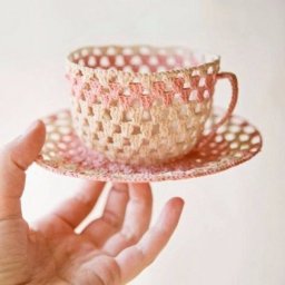 Чашки с блюдцами для декора. Связано крючком