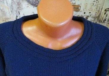 Три простых, но красивых способа обвязки горловины вязанных вещей.