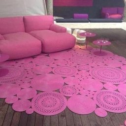 Вяжем коврики из шнура, а у вас есть такие работы?