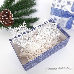 Очаровательные снежинки крючком