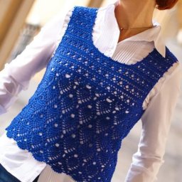 Ажурная безрукавочка красивого цвета