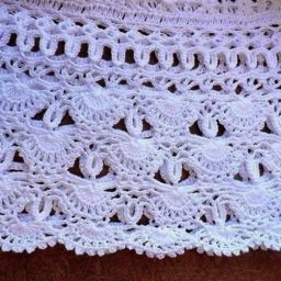 Интересная кайма крючком