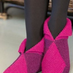 Милые следки спицами