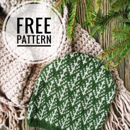 Красивая шапочка с узором "Ёлочки"