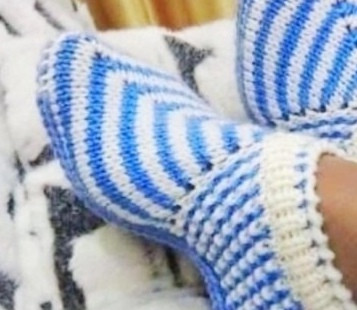 Следки спицами: просто и уютно