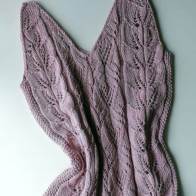 Летний ажурный топ спицами