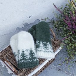 "Тайга" - красивые варежки спицами