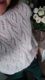 Ажурный джемпер спицами