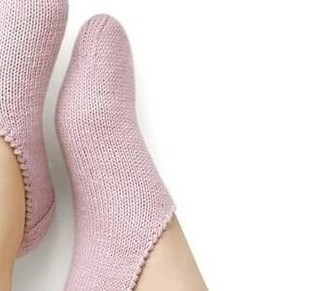 Вяжем следки спицами