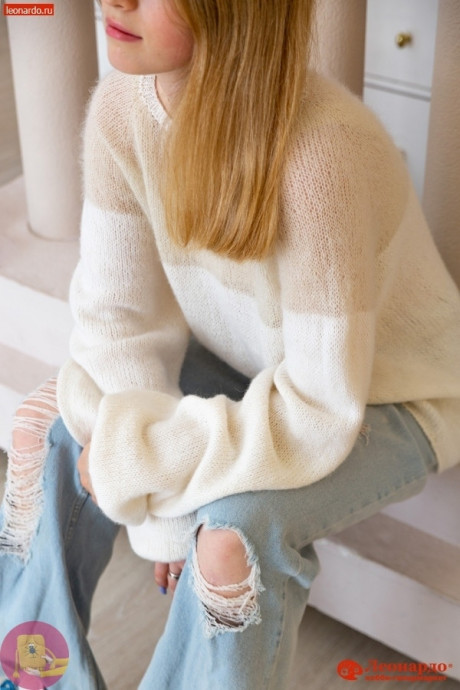 Светлый свитер из &Alpha;lрinа MEGH&Alpha;N