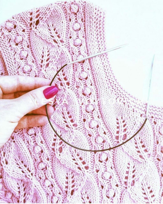 Топ спицами &laquo;Шишкин сад&raquo;