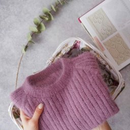 Замечательный джемпер спицами