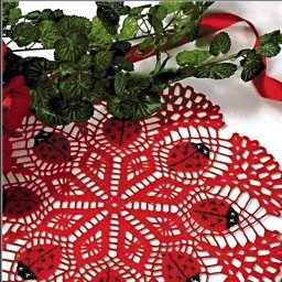 Отряд божьих коровок - вяжем необычную салфетку!