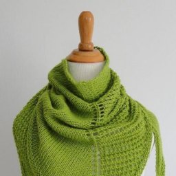 Вяжем стильный аксессуар - шаль спицами "Ириша"