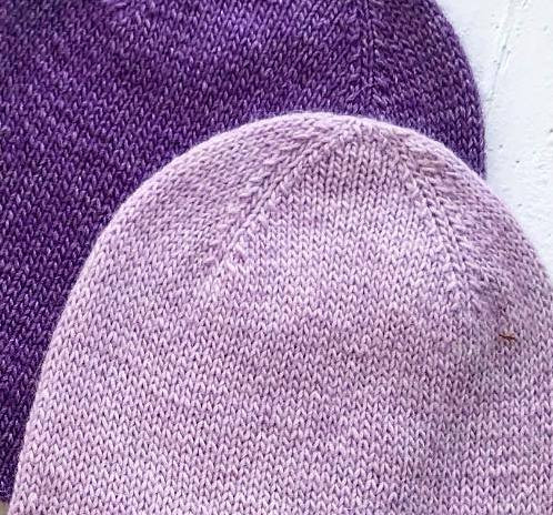 Шапка бини, вяжем спицами