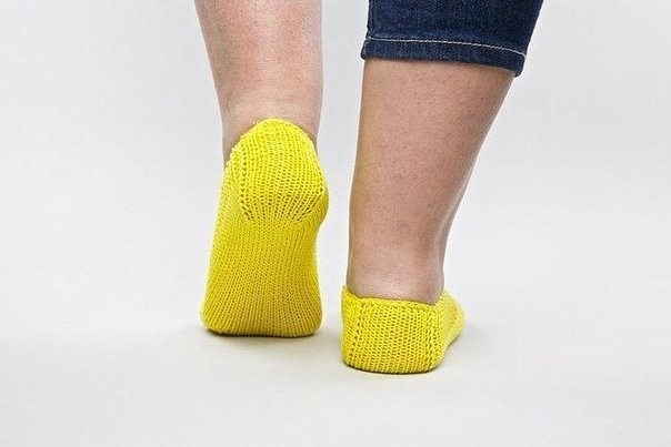 Легкие носочки-тапочки для дома
