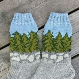 Носочки спицами жаккардом