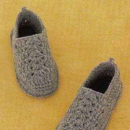 Теплые тапочки крючком