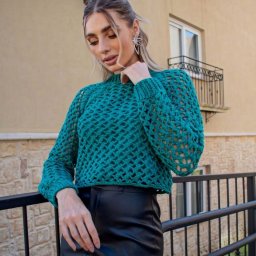 Джемпер цвета морской волны, вяжем крючком