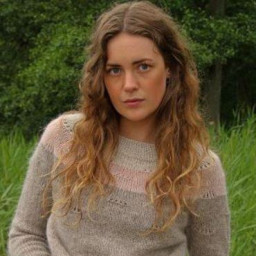 Женский джемпер спицами