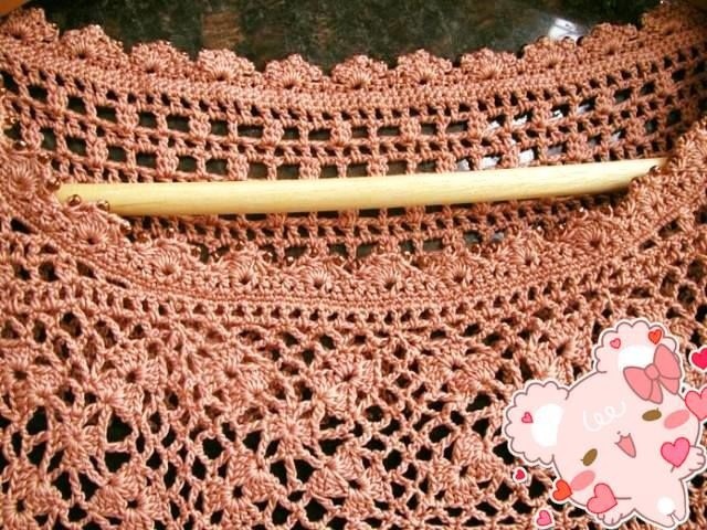 Персиковая кофточка, связанная крючком Персиковая кофточка, связанная крючком