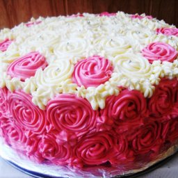 У нас сегодня сразу 9 именинниц!