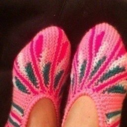 Вяжем симпатичные носочки