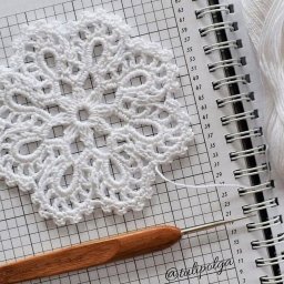 Красивый мотив крючком