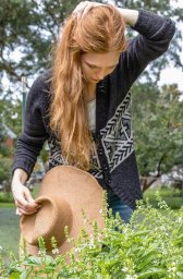 Featherwork - кардиган вязанный сверху вниз с глубоким v-образным вырезом и рукавами реглан