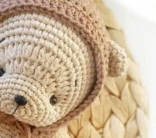 Очаровательный медвежонок крючком