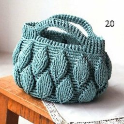 Миниатюрная сумочка крючком