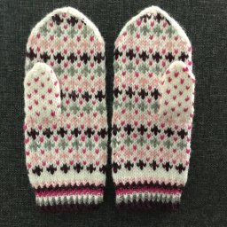 Эстонские варежки с жаккардовым узором
